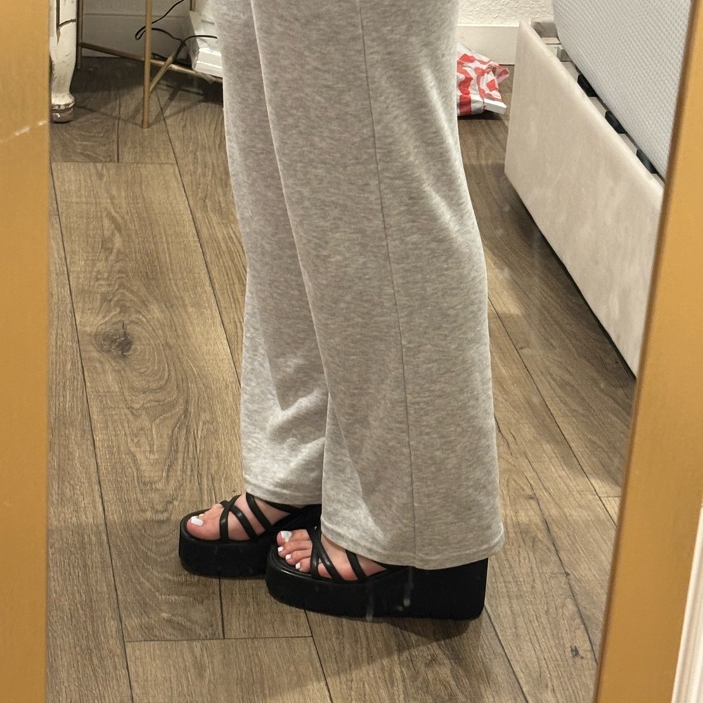 Black Madden Girl Platform